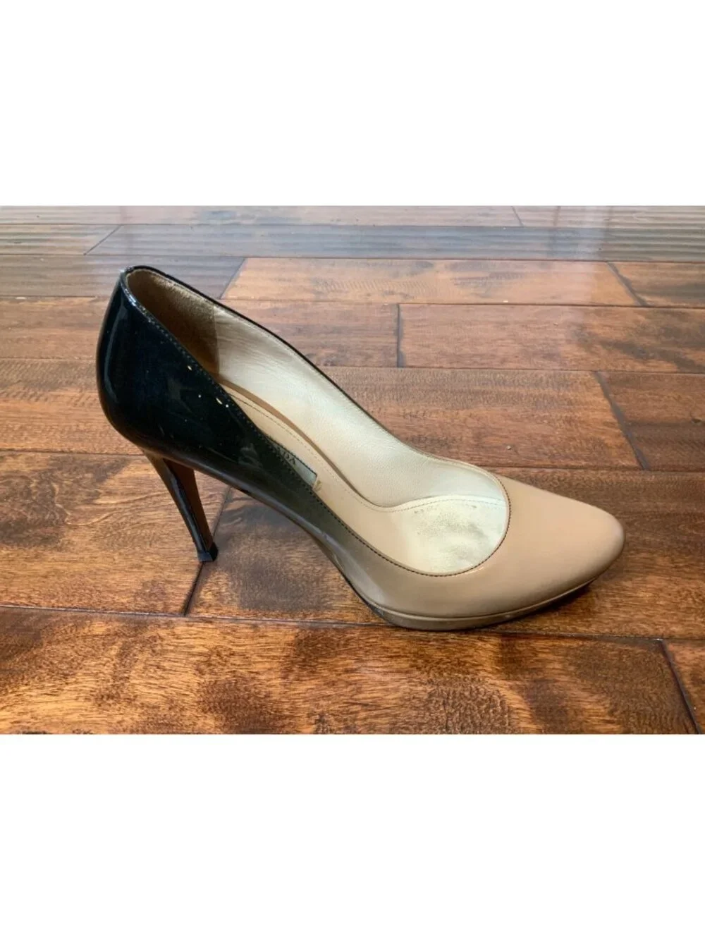 PRADA Tan Black Ombre Patent Leather Pump Heels, Size 8 | 38